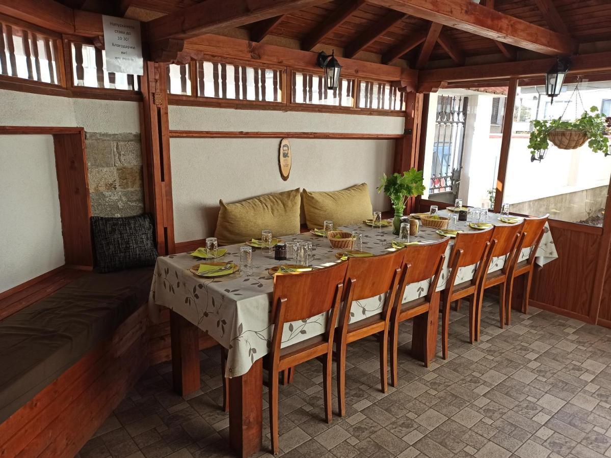 Guest House Ganovi Kalofer Esterno foto