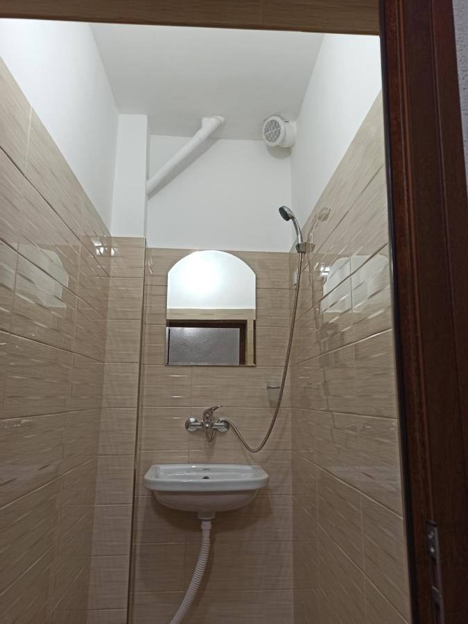 Guest House Ganovi Kalofer Esterno foto